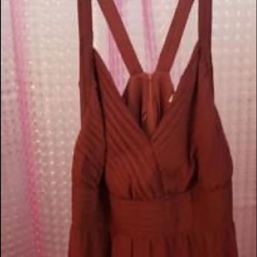 Dress - Picture 2 of 4